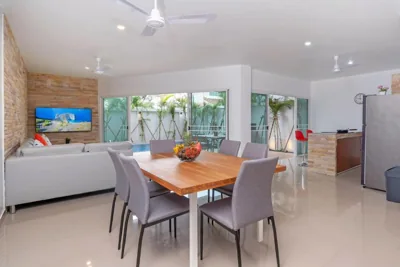 Sabai Villas, 7 min drive from Naiharn & Rawai, Private pool, Four villas available – Foto’s 10